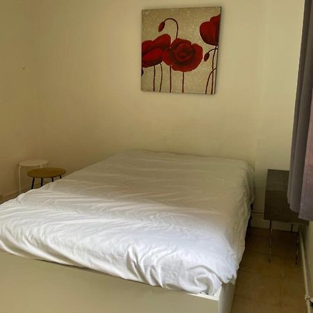 Chambre Cour Apartman Fontaine  Kültér fotó